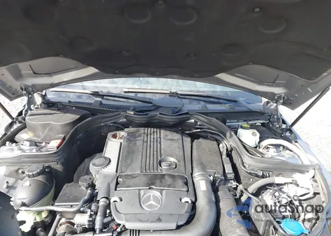 2014 Mercedes-Benz C 250 из США, поврежденный, VIN WDDGJ4HB5EG193226